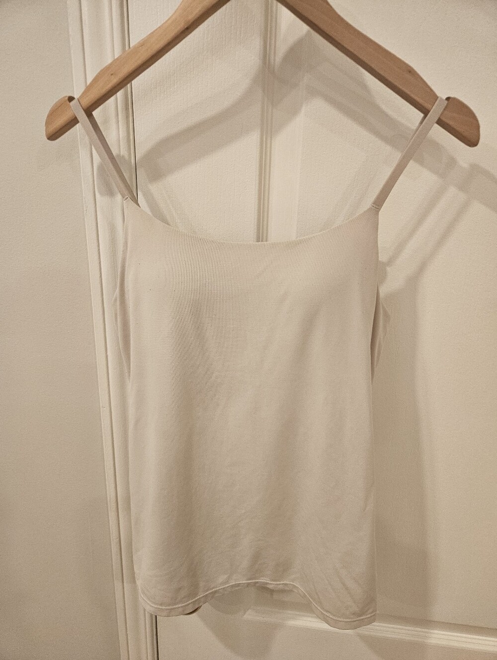 Uniqlo Bra Top Spaghetti-Strap Airism Camisole Size S Color Natural